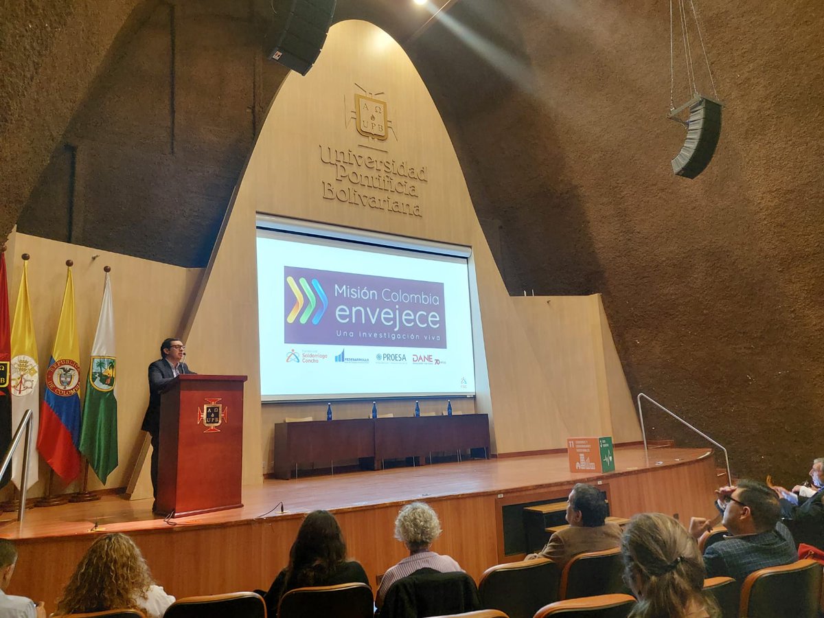 SaldarriagaConc's tweet photo. Hoy presentamos los resultados de nuestro estudio 'Misión Colombia Envejece: Una investigación viva' en el IX Congreso Latinoamericano y del Caribe de @ACGG_CO que se desarrolla en la @upbcolombia de Medellín.
#COMLAT #ColombiaEnvejece https://t.co/c5kCNMMWIf