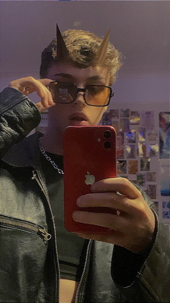 masterlustboy's tweet photo. Iβm the only luxury you need
The more you lurk the hard it is to resist me
#FinDom #cashmasterRT #paypig #cuck #gaydom #dom #humanATM https://t.co/CZiYCKN8vU