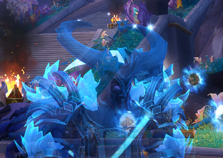 naustalgic's tweet photo. @WarcraftDevs @Warcraft would be very cool if Glyph of Stars didn't remove the shadow and glowy eyes effect from the tier helm :D https://t.co/25WMNTnpDk