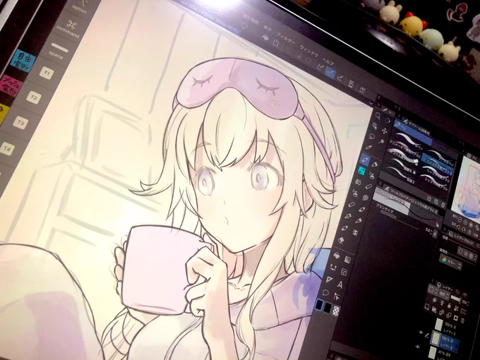 自分なりの、アナログっぽさを残した線の描き方を探しながら描いてる。 3日ほど経ってやっとクリスタに慣れてきたよ...