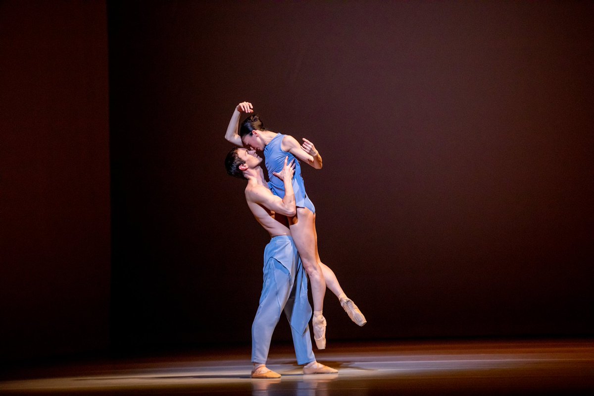 Yonder Blue | Andrew McNicol 

Subscribe to our 23-24 season and receive up to 25% off tickets to all performances. To purchase or renew a subscription, visit the link below. 

joffrey.org/subscriptions