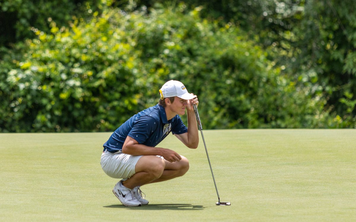 Max Lyons shoots 1-under par on the back nine to finish his final round 1-under!

#WeAreMarquette