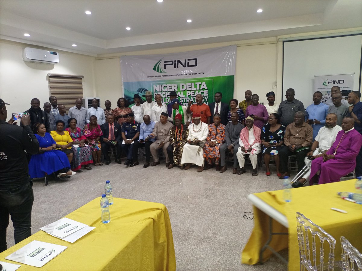 FRANKLINONELSON's tweet photo. I facilitated the one day Town Hall Meeting for Foundation for Partnership Initiatives in the Niger Delta - PIND &amp; ministry of Niger Delta Affairs (MINDA)on the Nger Delta regional peace building strategy (NDRPS) - A multi stakeholder engagement https://t.co/yhAD6PmBAr