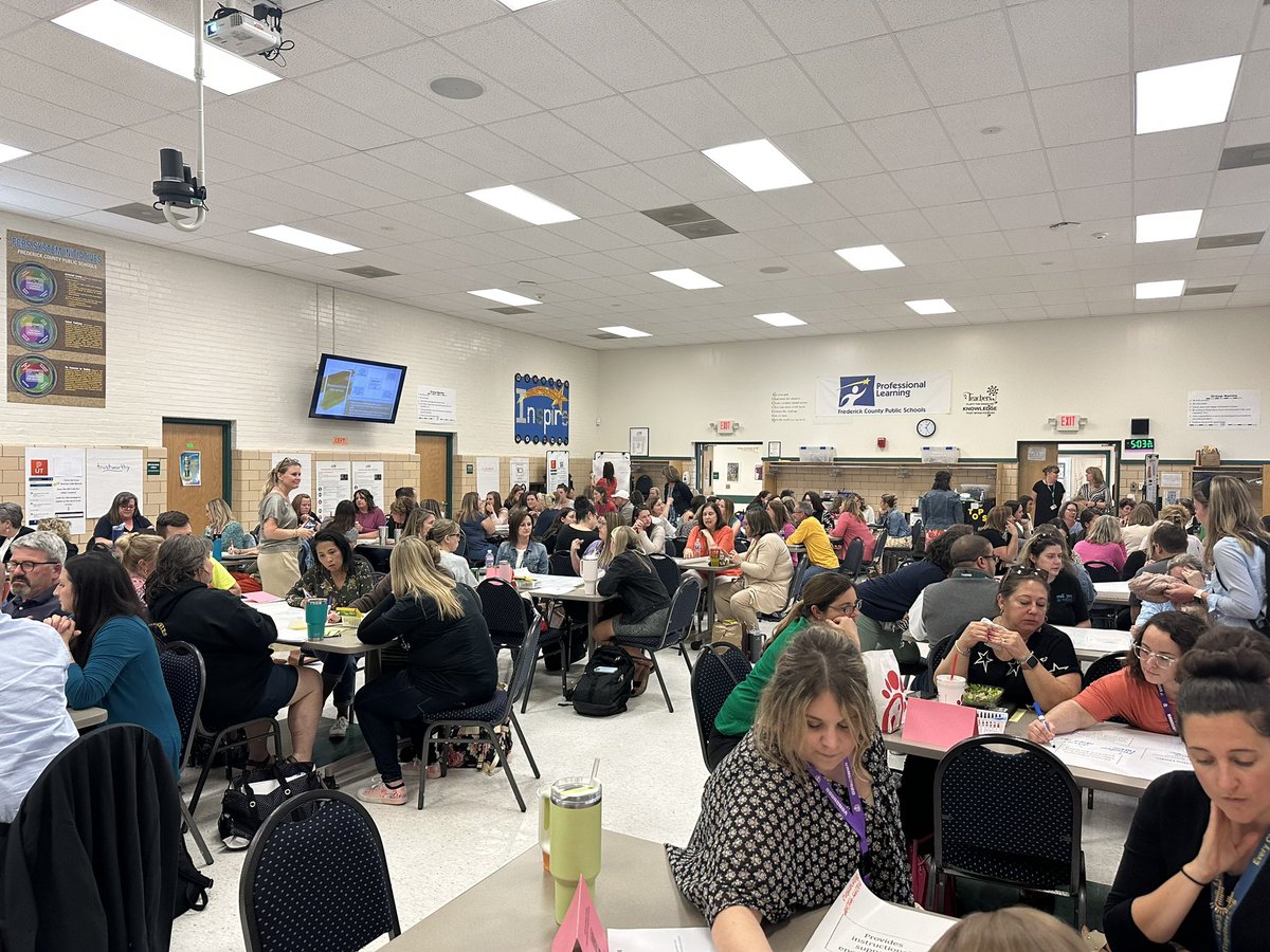 FCPSPLcoord's tweet image. Excitement is in the air as we work to onboard our Induction leaders for the 23-24 SY. Our new hires are so lucky to have this group of committed educators getting ready to welcome them and provide encouragement and support in August! #RISEINDUCTION  #FCPSPL