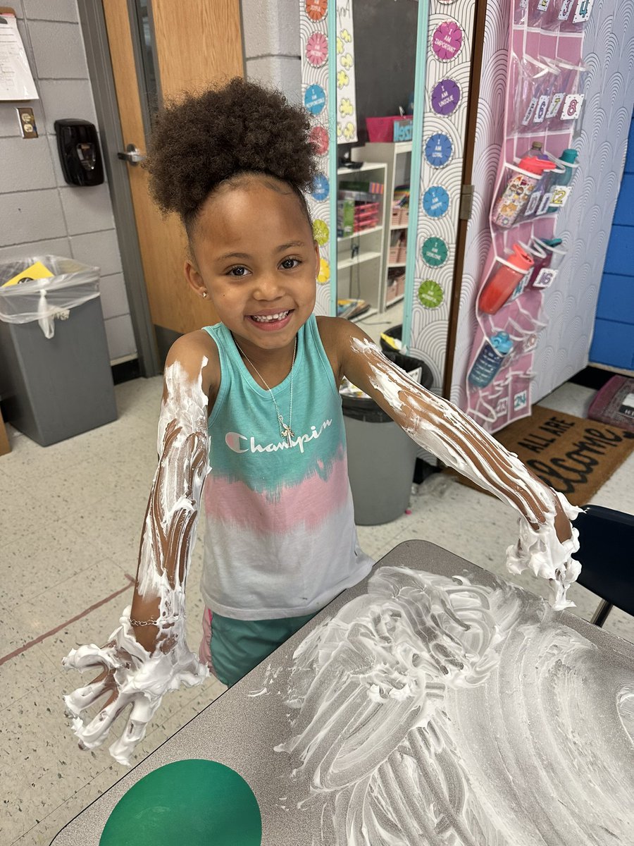 S is for sandcastle math &amp; shaving cream fun! Making every second count with this sweet bunch 💗 <a href="/GlendaleElemISD/">Glendale Elementary School</a> #isdkinder