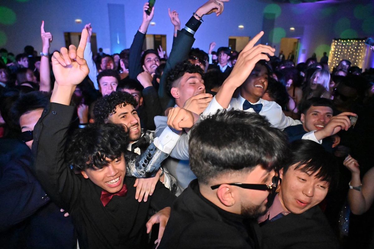 District 219 tweet media