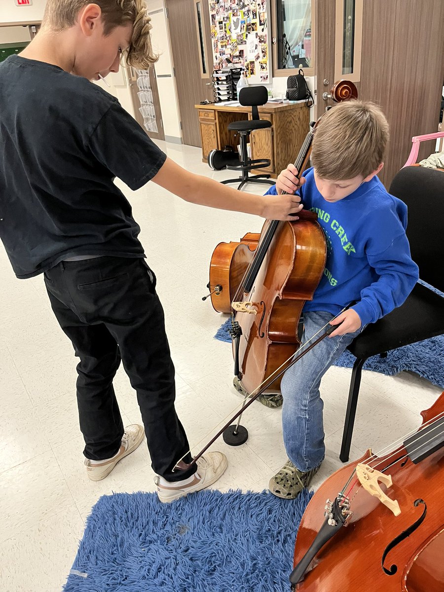 Former @SCES_Scorpions helping fit current scorpions for @webborchestra