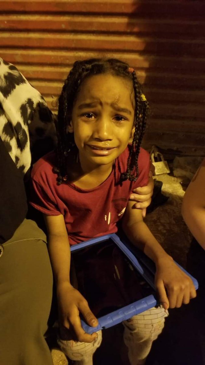 يا جامع يارقيب 
بيان ابو بكر طفلة تايهة في أرض اللواء  ٠١٢٨٥٩٢٤٢٤٧

رتويت ضروري ارجوكم