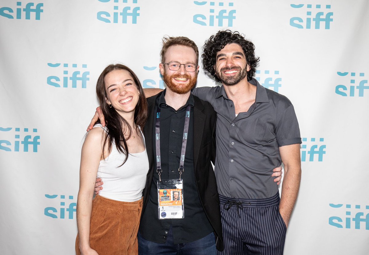 Next Floor Entertainment tweet media