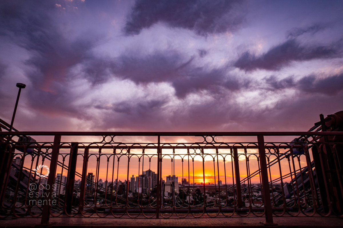 obsesivamente's tweet photo. ¿Quién se perdió el atardecer?
Creo que desde enero no le sacaba estas fotos al Colgante. Tenía que volver. https://t.co/10b5UUZ8zt