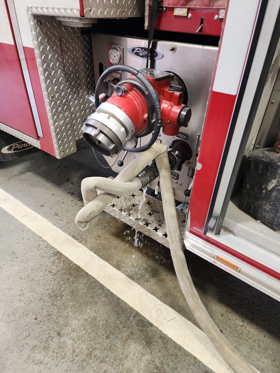 CBCFFNRP's tweet photo. @DPSSandman @HighRiseUnit Luckily we were refilling after the call... https://t.co/2i5PJyfQdH