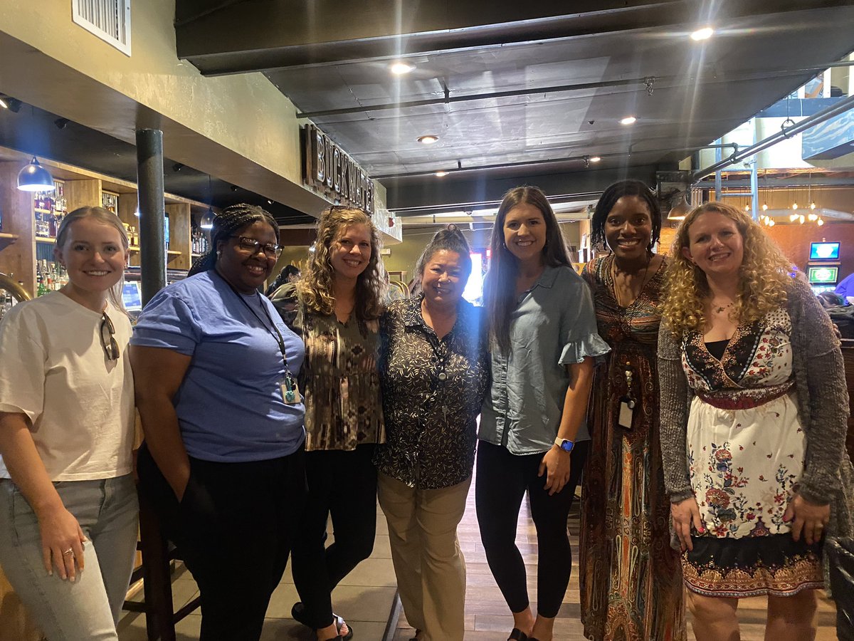 ParrishCES95's tweet photo. Parrish Kindergarten Crew celebrating Mrs McCarron’s retirement 💙 https://t.co/39nROHvXJp