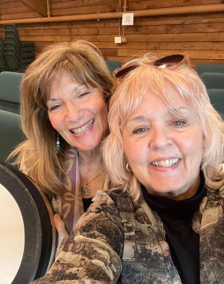 BrightUnitarian's tweet photo. Intuition Journey: Music &amp; the Medicine Wheel - an interactive workshop with @brooksiewells &amp; Nina Gibson (@BrightUnitarian Church, Fri 26 May, 3pm) using the Native American medicine wheel as a path for transformation &amp; healing with music as a bridge to the intuitive mind. https://t.co/EMniuATEhu