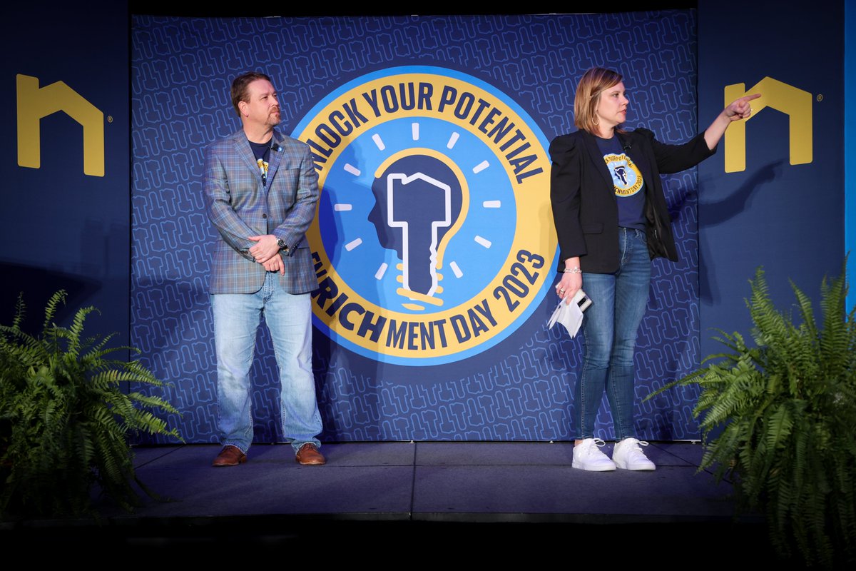 bradstevenson73's tweet image. .@Neighborly hosted our EnRICHment Day for all associates. Under the theme of “Unlock Your Potential,” everyone was able to learn more about personal and professional development, celebrate and focus on our #CodeOfValues! I’m already looking forward to next year’s event