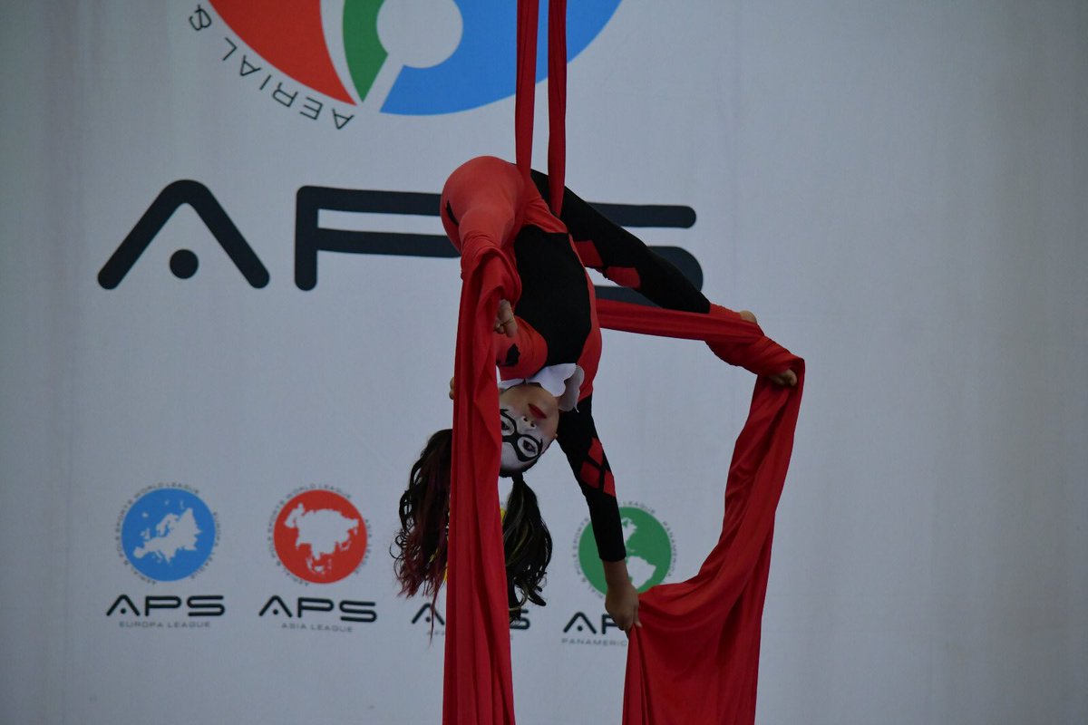 conadeoficial's tweet photo. Pole Sports y Deportes Aéreos cierran clasificatorios para Campeonato Nacional

Participaron más 2️⃣0️⃣0️⃣ atletas de 24 estados en tres regionales; el torneo nacional 🇲🇽 se realizará del 29 de junio al 2 de julio rumbo al Mundial en Tubarao, Brasil 🇧🇷. 

👉 https://t.co/ifmsnjzkt9 https://t.co/YpPTDCRPkM