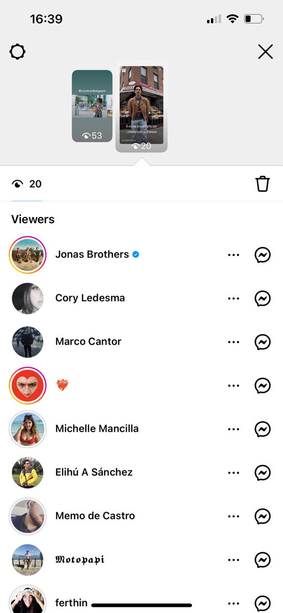 Pepinaconlimon's tweet photo. HERMANAS YO PUSE UNA PENDEJADA Y LOS JONAS BROTHERS VIERON MI STORY https://t.co/vNrAKFW6Rp