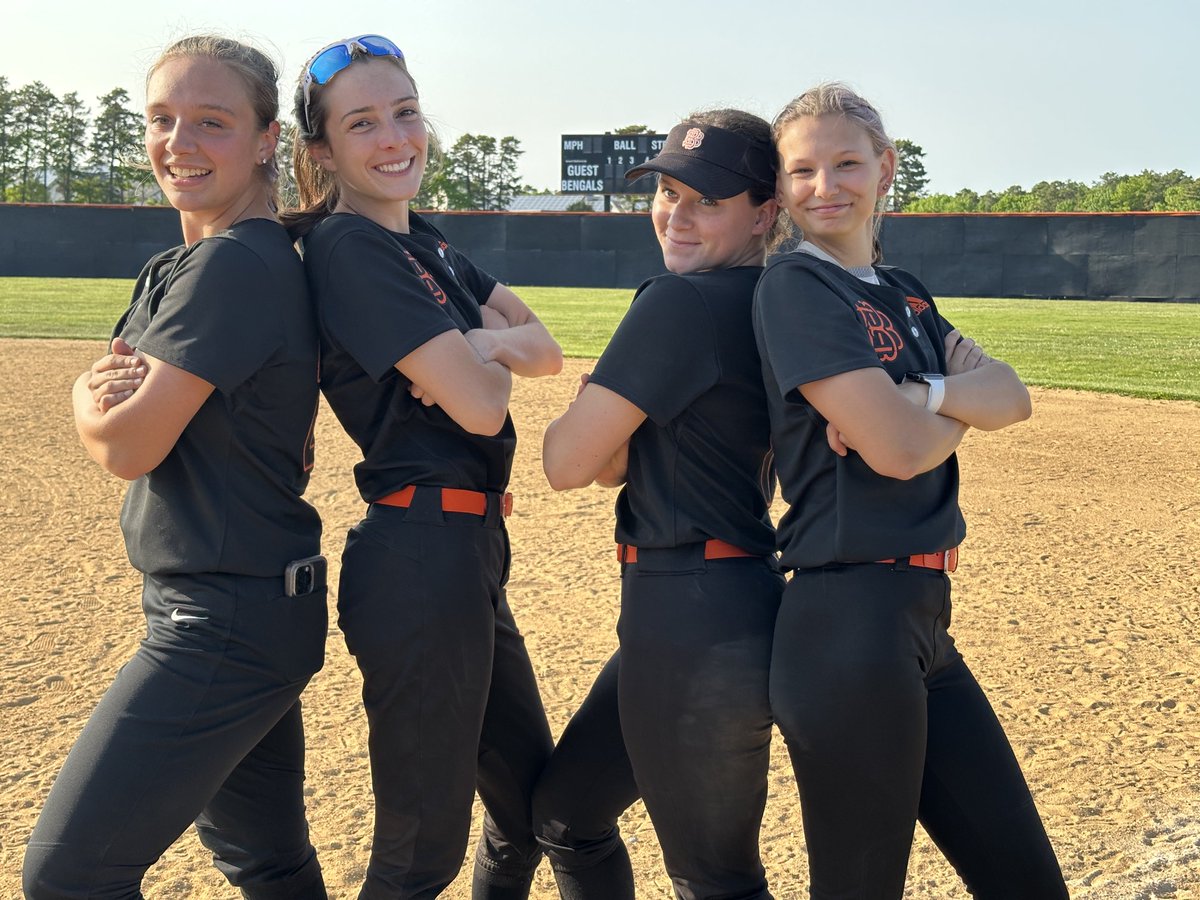 Here’s to four fantastic seniors. Maddie, Gabby, Charlotte and Dani! Great way to finish it out!