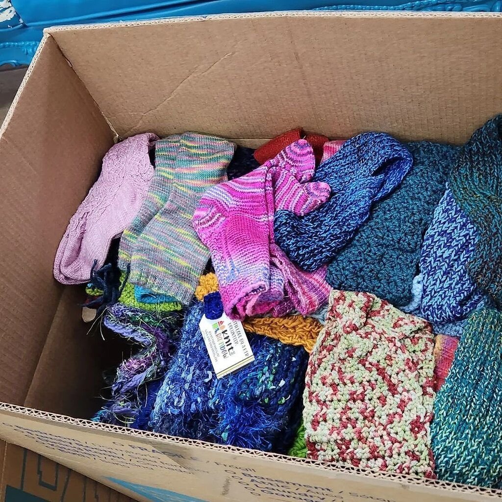 - PARTNER SPOTLIGHT -

Repost from @iamharlemneedlearts
•
When you put the call out, and they answer. 

Thank you to Wilena, Andrew, and @knittherainbowinc for donating 275 items, hats, gloves, mittens, scarves, socks, cowls, and sweaters. 

The item… instagr.am/p/CsXHy_BpSIg/