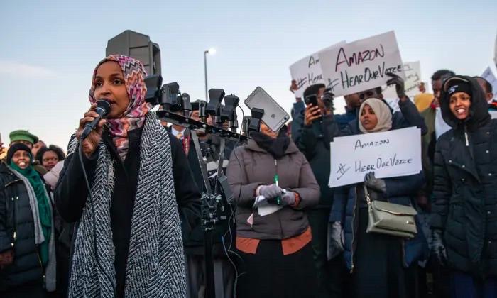 Ilhan Omar (@ilhanmn) on Twitter photo I am so incredibly proud of <a href="/AwoodMpls/">The Awood Center</a> and my friends @EmmaGreenman, @epmurphy, <a href="/RepHassan/">Hodan Hassan</a> and <a href="/OmarFatehMN/">Omar Fateh</a> for passing the strongest Amazon warehouse worker protection bill in the nation. Proud to stand alongside these workers since before I was in Congress.
Minnesota is once I am so incredibly proud of <a href="/AwoodMpls/">The Awood Center</a> and my friends @EmmaGreenman, @epmurphy, <a href="/RepHassan/">Hodan Hassan</a> and <a href="/OmarFatehMN/">Omar Fateh</a> for passing the strongest Amazon warehouse worker protection bill in the nation. Proud to stand alongside these workers since before I was in Congress.
Minnesota is once
