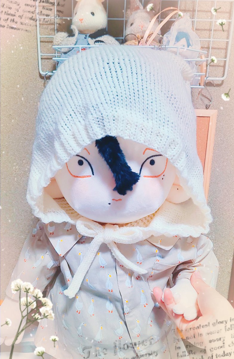 「ちゃん⸜(* ॑꒳ ॑*  )⸝ ボンネット完成!可愛い」|まろまゆのイラスト