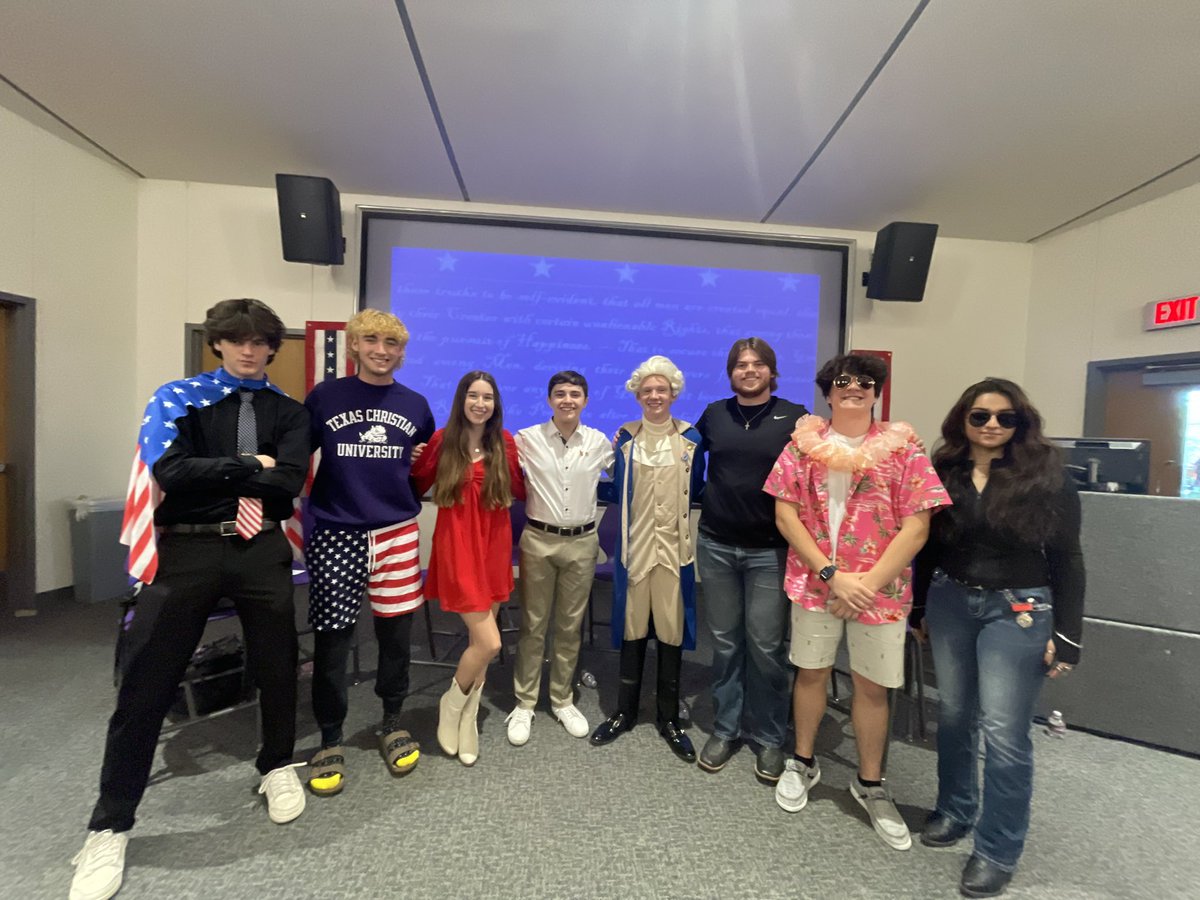 emarsh13's tweet photo. I have no words. None. There’s nothing I can say that will convey how PROUD I am of these kids. How amazed I am at their dedication, their wit, their capability — I’m simply in awe. #thecreekisrising https://t.co/khijVuebRh