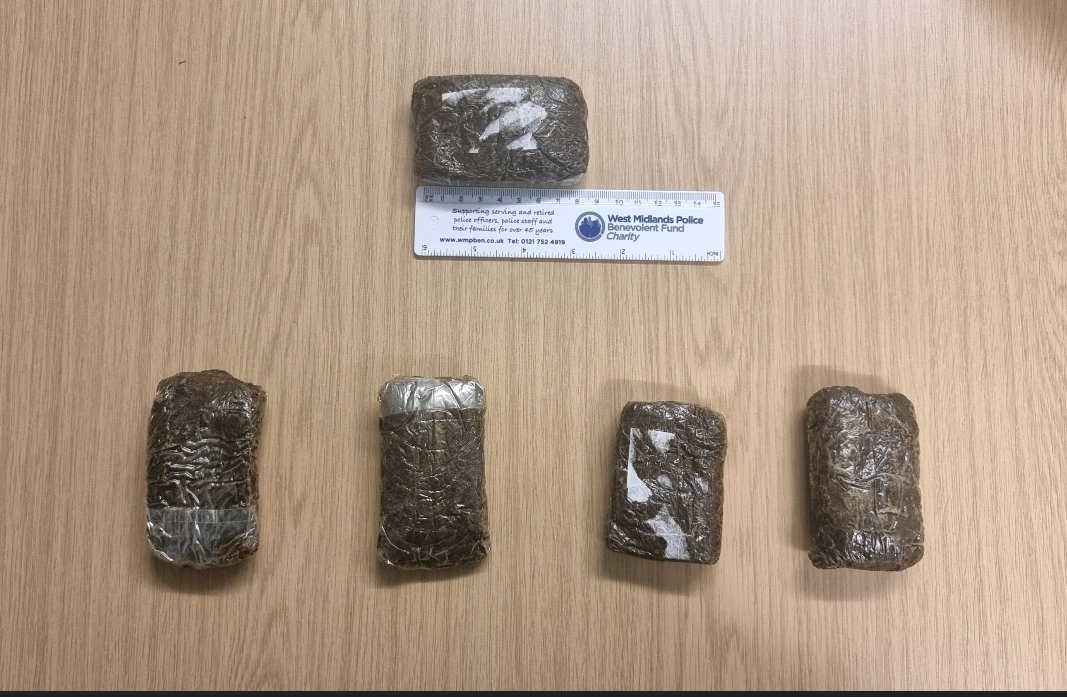 SheldonWMP's tweet image. Great job tonight your very own PC Hergenhahn and PC Lee have arrested 3 on suspicion of possession with intent to supply.
#SayNoToDrugs 
#proactivepolicing