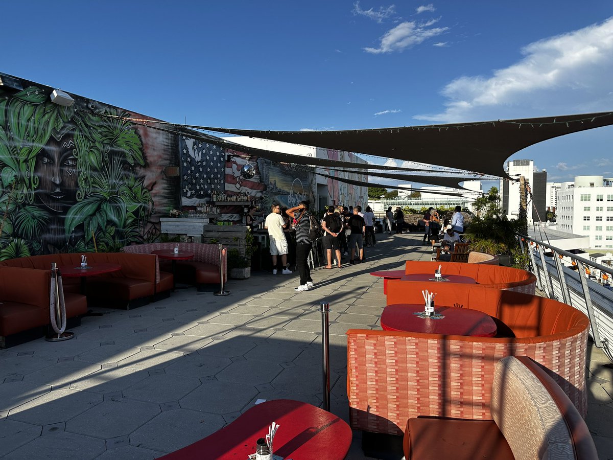 GaryLeland's tweet image. Nice rooftop event starting in Miami for the movie #DirtyCoin

#btc #bitcoin