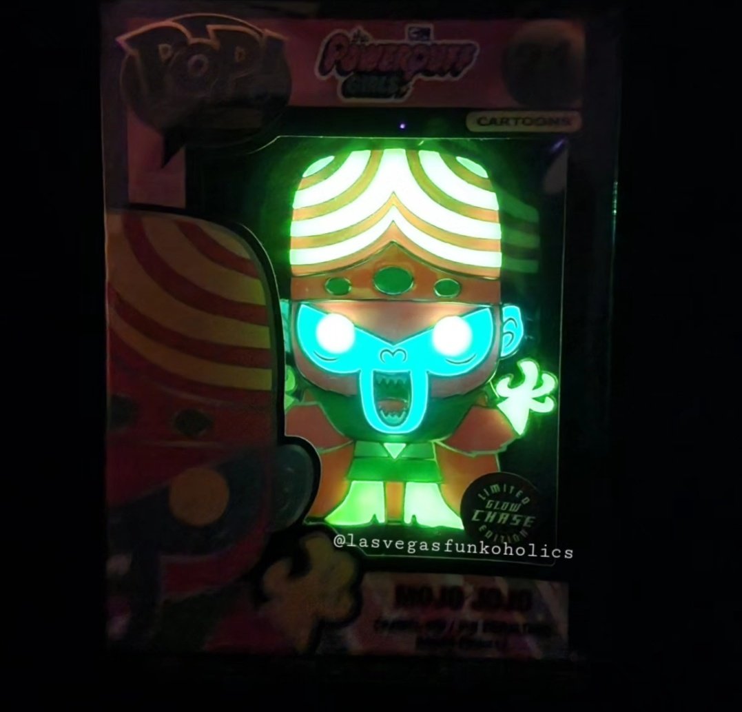 In hand look at Funko Pop Pin The Power Puff Girls Mojo Jojo Chase. Swipe to see the Glow.  Link Below.
ee.toys/NZ0HM6

#funko #pops #powerpuffgirls #mojojojo  #pins #from #funkopopcollection #funkopops #FunkoFamily #getoffthecouchandhunt #gofunkoyourself