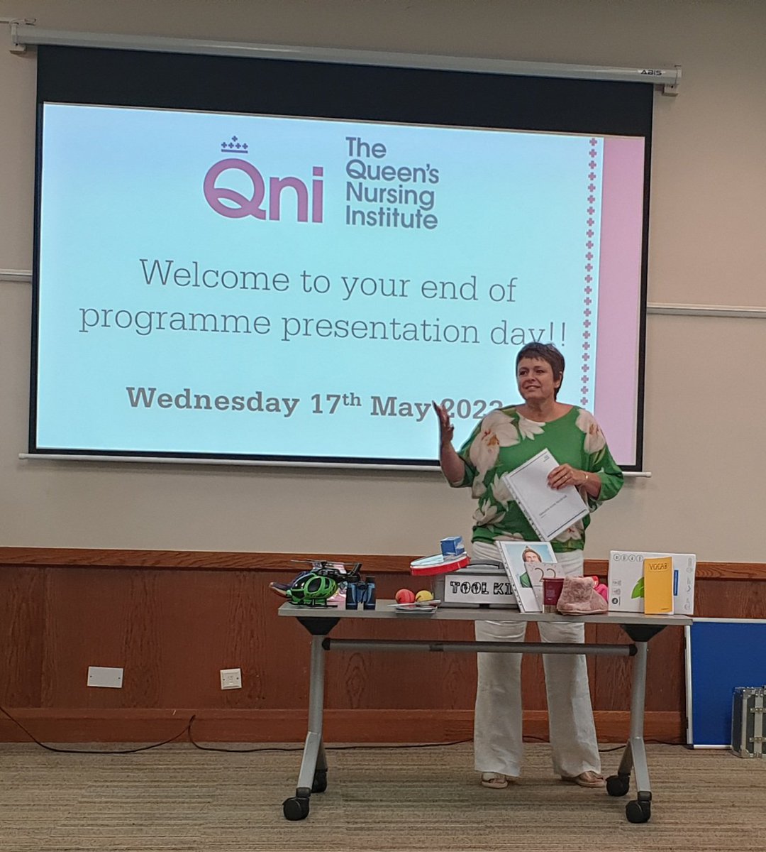 End of <a href="/TheQNI/">The Queen's Nursing Institute</a> #AspiringLeaders2022 programme. Such a privilege to share this journey with such fantastic leaders 🙌 ❤
#WotNoPowerPoint 😉