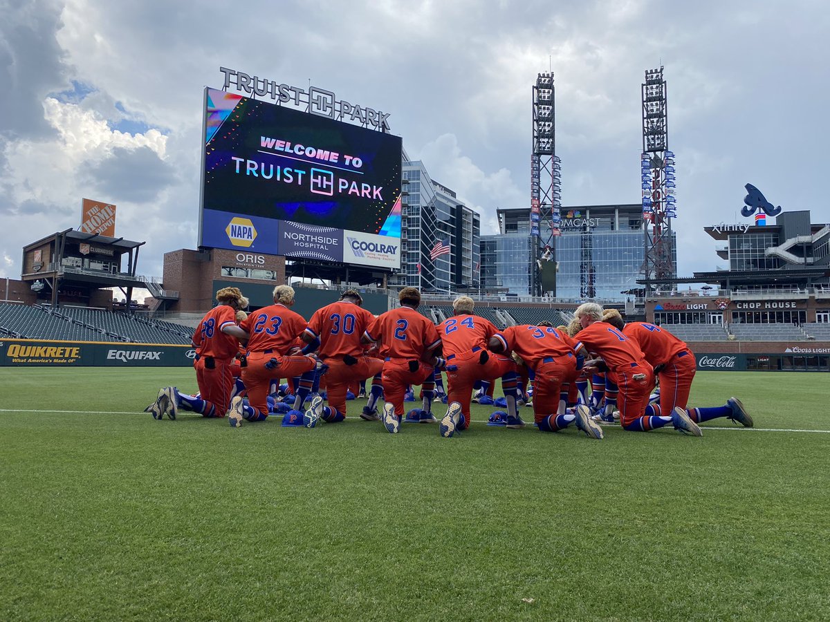 Thank you to the Parkview community for your support all season long, including 5hours of rain delays the past two days. You make Parkview special. 

#ViewBoys | #ALLIN