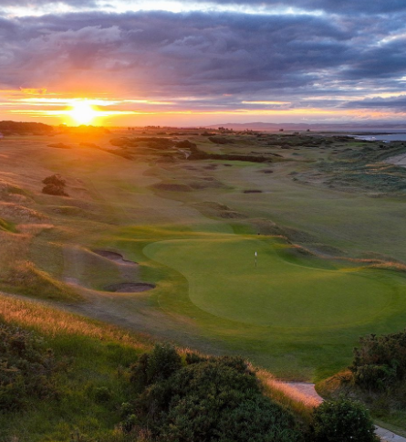 Kingsbarns is a wonderful addition to the St. Andrews Golf Course. Located 15 minutes from town, it is set on the most beautiful land overlooking the North Sea
#Golf
#Sunset