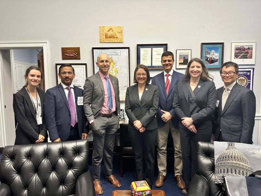deepak_neuro's tweet image. Grateful for the opportunity to meet with @RepDelBene and discuss #healthcare challenges impacting our patients and communities. Thank you for your support and advocacy to improve access and enhance safety.  #Anesthesiology #ASAWLC
