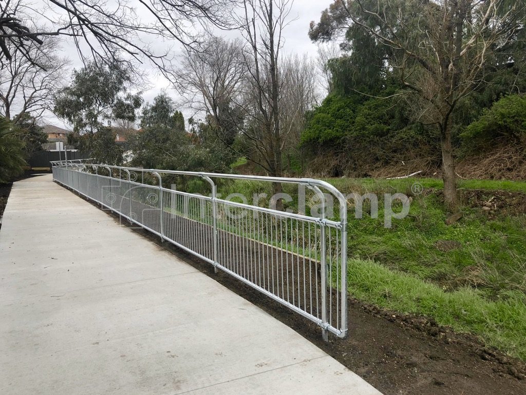 InterclampAU's tweet photo. Check out these fantastic photos featuring our CycleSafe system 🚴. They display one of the numerous styles available in our CycleSafe 6000 Series.

To learn more about our CycleSafe systems ➡️ https://t.co/ogESuQJiuu

#CycleSafe #Safety #Austroads #Interclamp #Modular #TrustGenu https://t.co/fUsli8Bwyc
