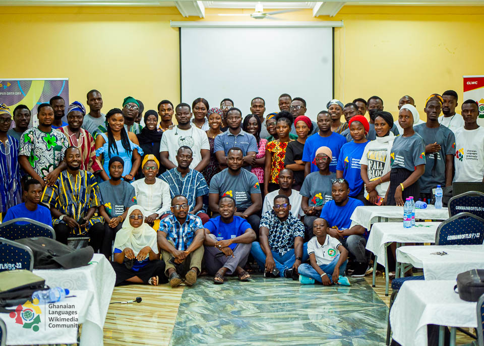DigiAfricanLang's tweet photo. #GhanaianLanguagesMeetup #GLWC was concerned about women's participation. @Sadike25 made a presentation on behalf of @artandfeminism on how the languages #meetup will address the yawning gender gap with great efforts https://t.co/jhagkCWp6T
