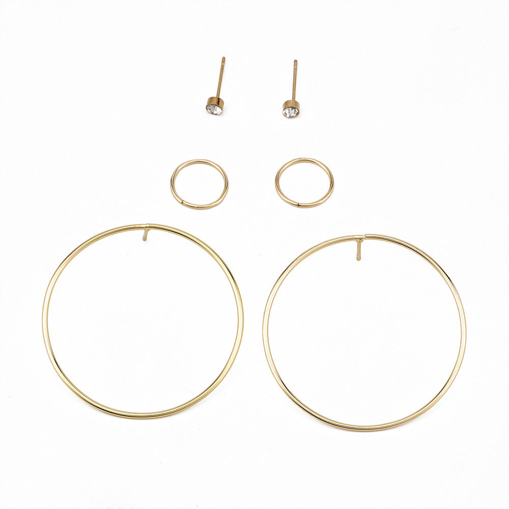 Elevate your style with our earrings.
shopuntilhappy.com/products/perso…

#jewelryquality #jewelrybench #jewelrywholesaler #studearrings #earringflower #silverearrings #resinearrings