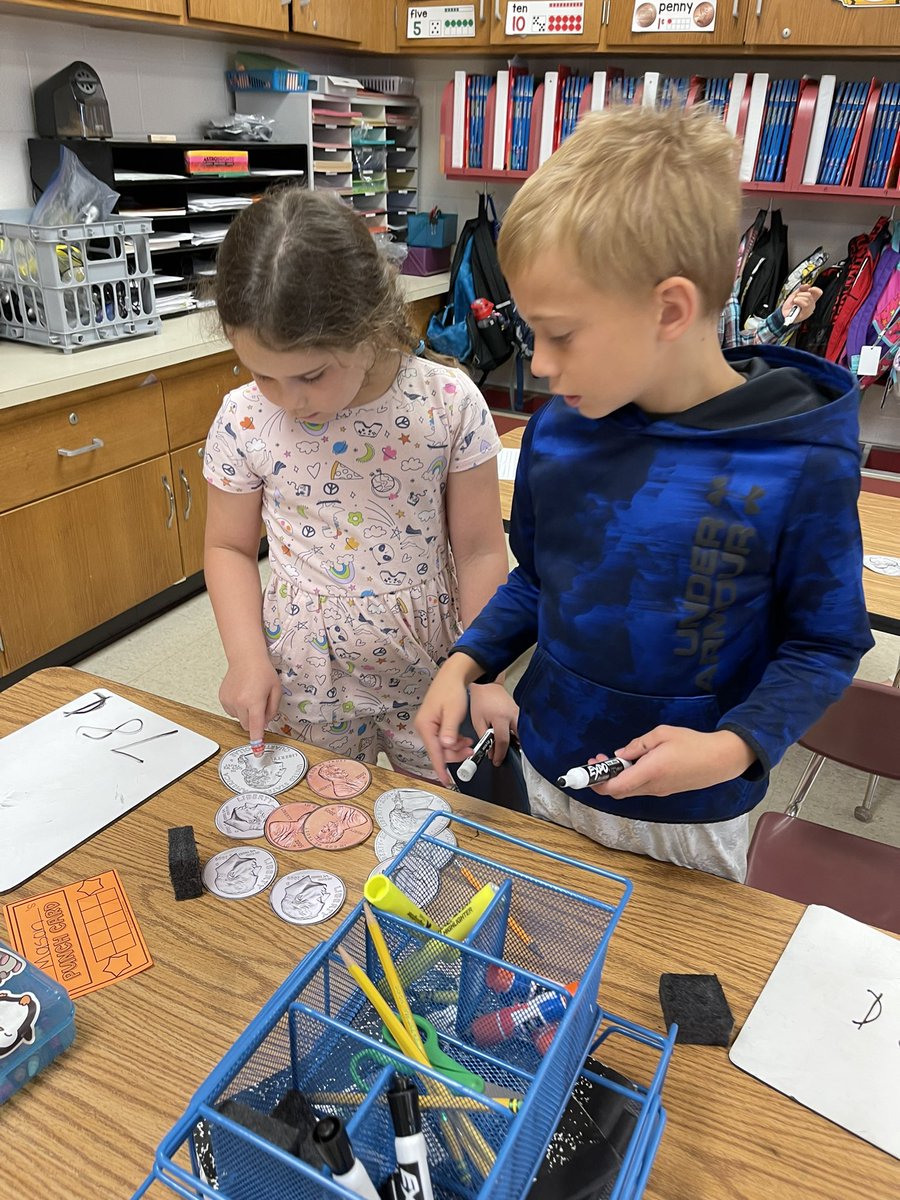 Lisa Meyer tweet media