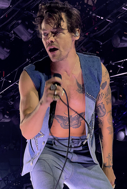 Harry &amp; Louis
"denim ❤️ "