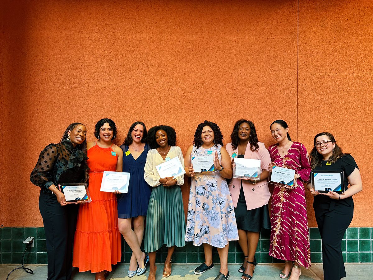 BaileyZaire's tweet photo. Thank you @womensfoundca for honoring the FAB Council with the Visionary Award. It has truly been a privilege to work with such powerful people dedicated to protecting and expanding access to abortion for those seeking care in CA #SolísPolicyInstitute https://t.co/65OaLqEYM4