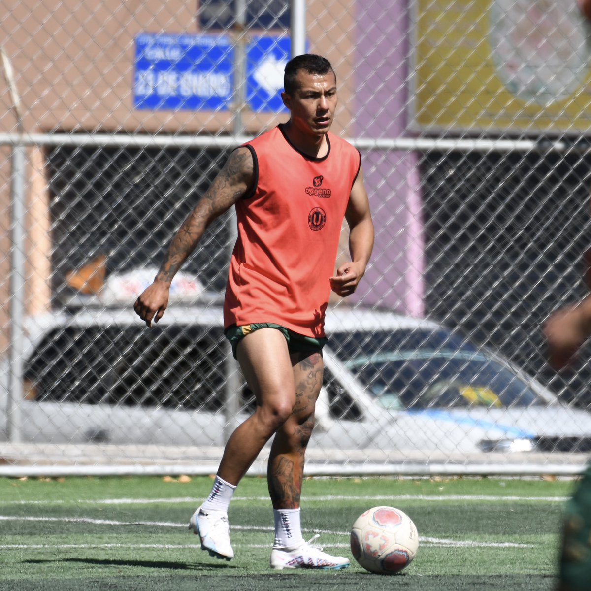 LaredoPablito's tweet photo. Resiliencia #resilientes frente a los problemas nos volvemos más fuertes #gol #futbol https://t.co/urBNu9ZlpP
