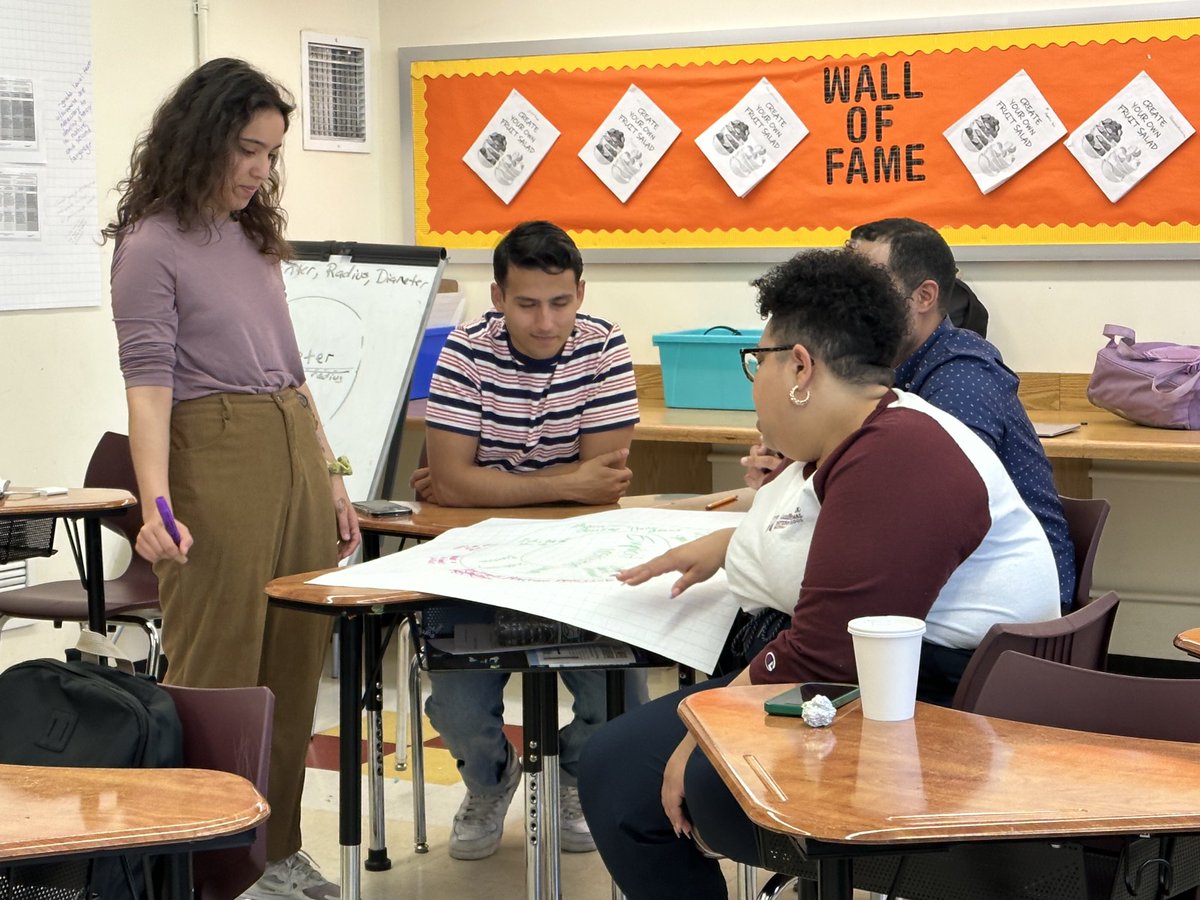 SBIMiddle's tweet photo. ⁦@SBIMiddle⁩ staff engaging in PD about explicit instruction ⁦@CSD9Bronx⁩ https://t.co/9SB4bvR80c