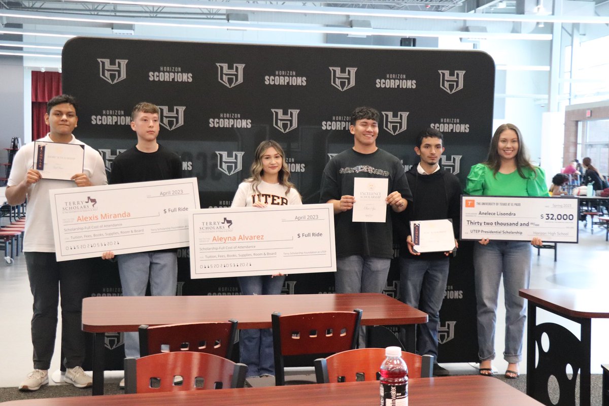 ClintISD's tweet photo. Two Horizon High School seniors were selected for the Terry Scholarship.

Among other awards were two Academic Scholarships, one Excellence Scholarship and one Presidential Scholarship.

#WeAreClintISD
#TogetherWeBuildTomorrow https://t.co/nvba9gTXmd