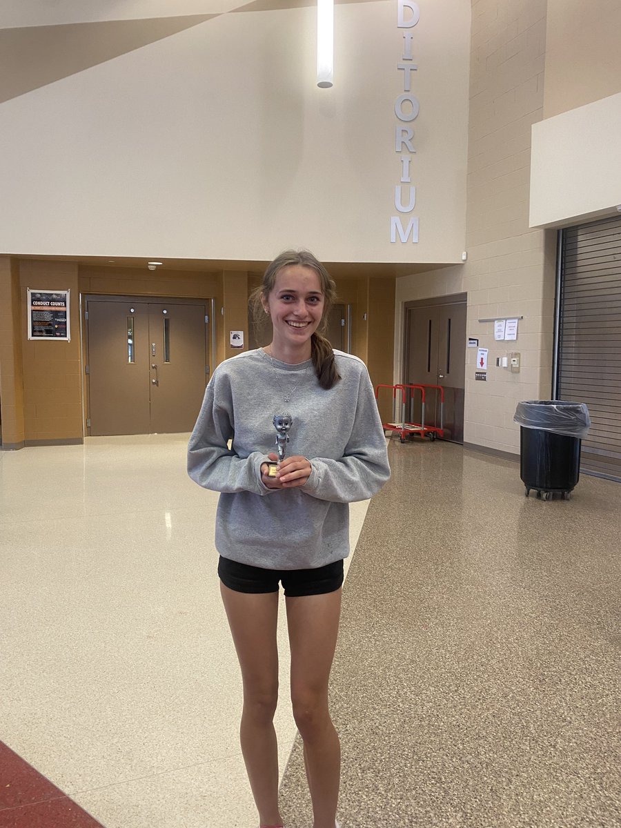 The winners of the annual bobble head trophy’s were also announced last night! 

Starting with freshman Anika Schoenberg receiving the Most Improved Award!