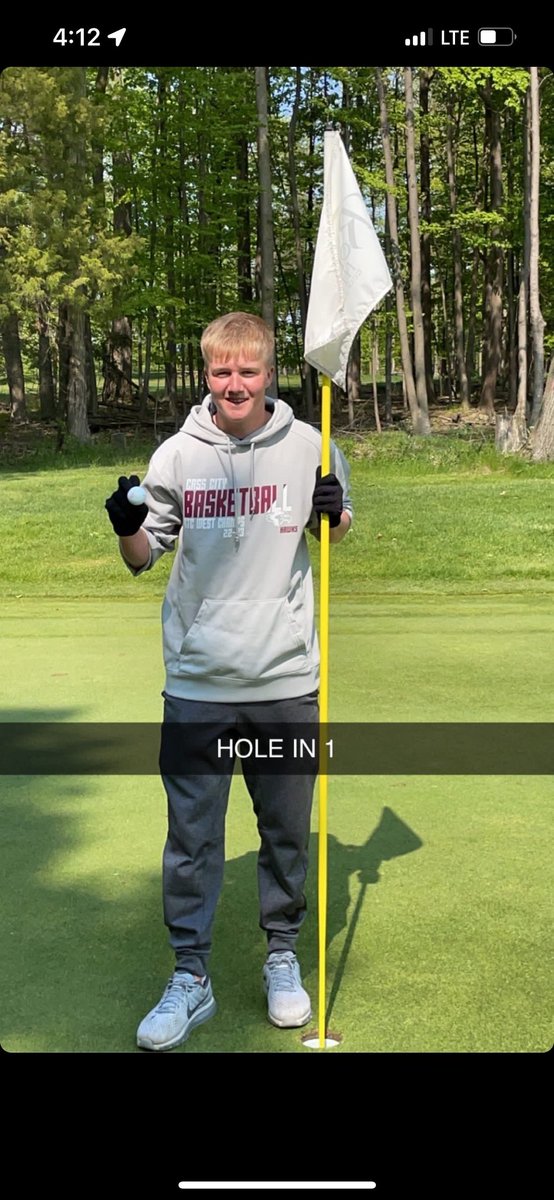 CassCityHoops's tweet photo. Congrats @trentpatrick11 for getting a hole in one during practice today!! https://t.co/Sdc4XsoEMC