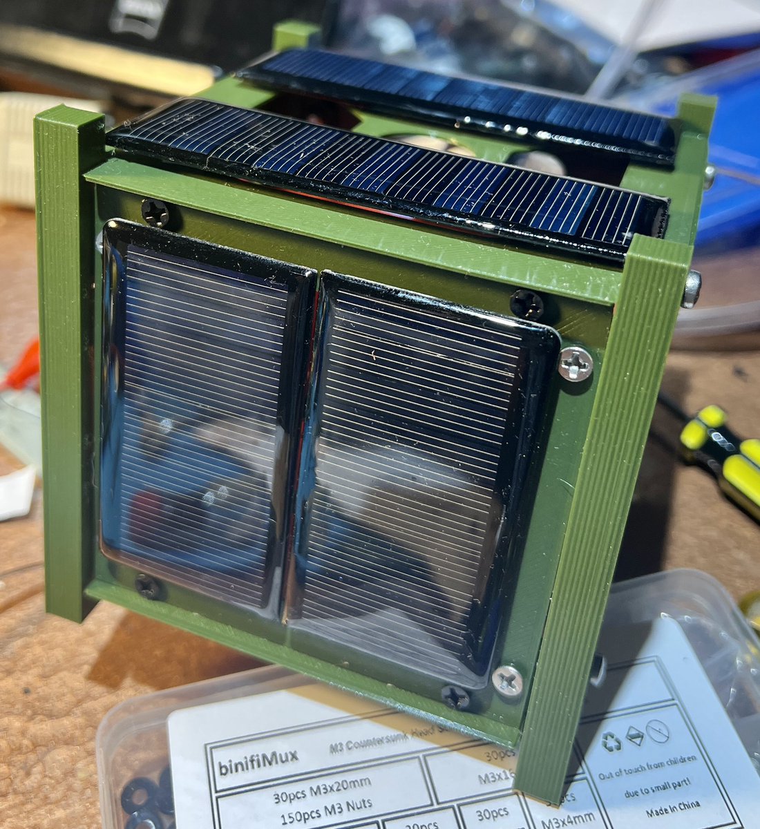 <a href="/TAOremote/">TAOrem</a> out TAOsat frame design v1.0 with solar panels.