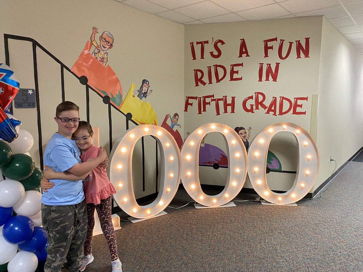 Happy 1,000th Day of school to my fabulous 5th graders!! I’m so proud of y’all! Continue to soar ✈️ over at Doerre! ❤️💛 @FrankKISD @DoerreKISD @aschultzKISD @kirstenallman #KISDACCESS #KISDPRSquad #ModelTeacher #SpecialEducation #KISDSpEdP2P #every #GreatestOfAllKlein