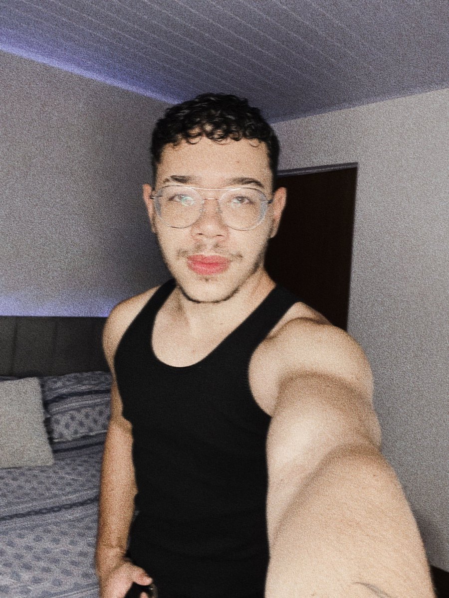 glduartee's tweet photo. 🖤 https://t.co/SxLTv4vl5M