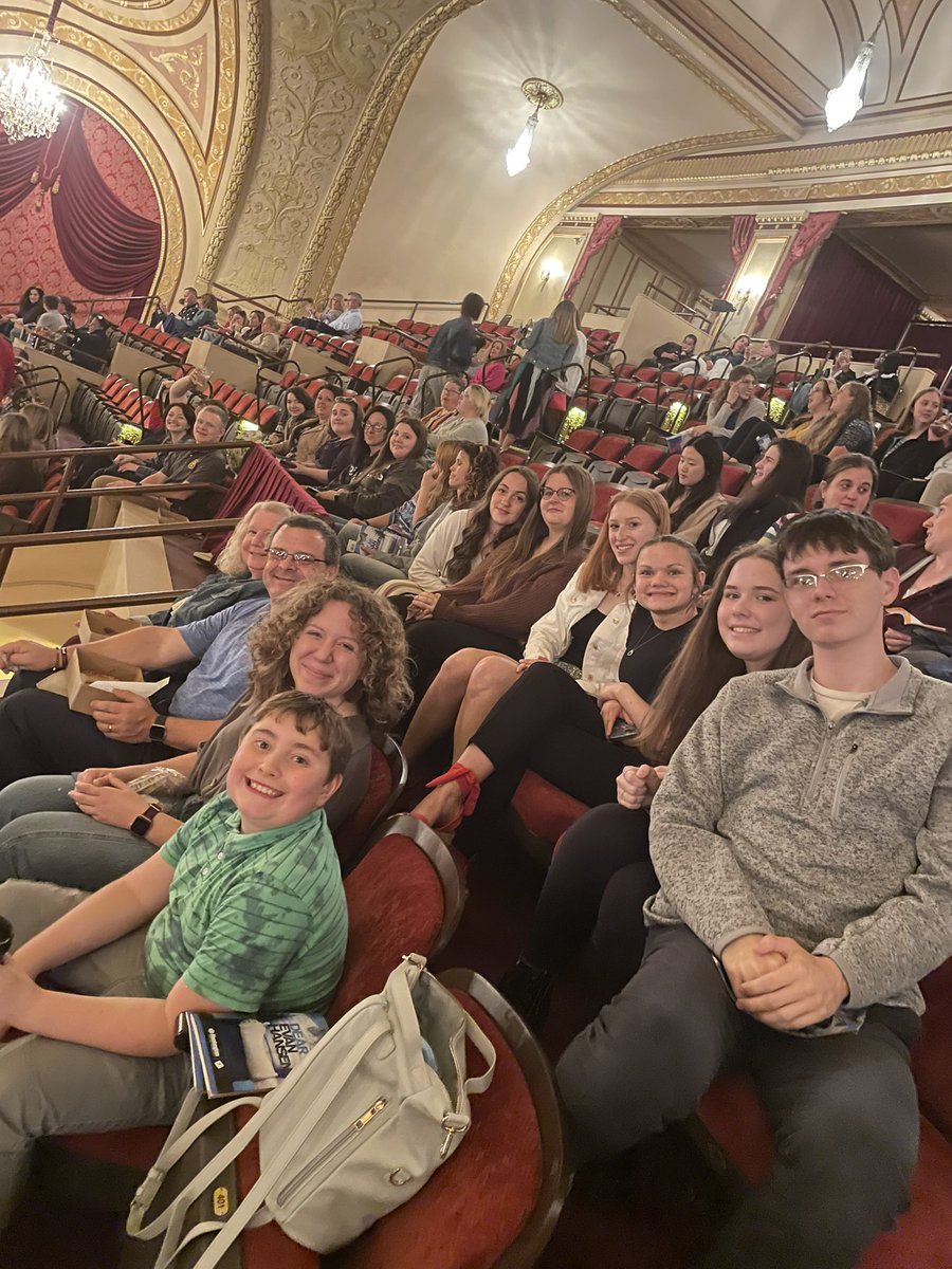 AHSChoirs tweet media