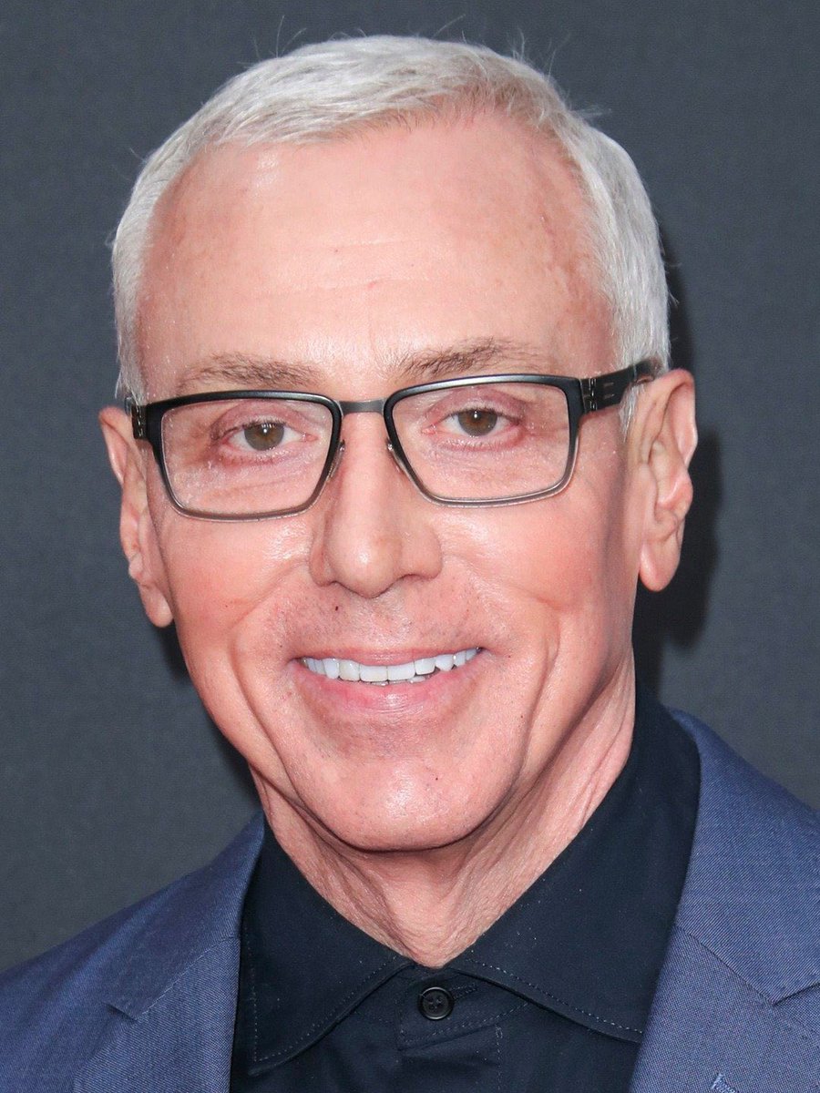 BritneyTheStan's tweet photo. BREAKING: Dr. Drew could lose his license to practice medicine in Calfornia after diagnosing Britney with a “brain disorder” on national TV despite never treating her, a clear violation of The Goldwater Rule. #JusticeForBritney https://t.co/sBV9PtOliJ