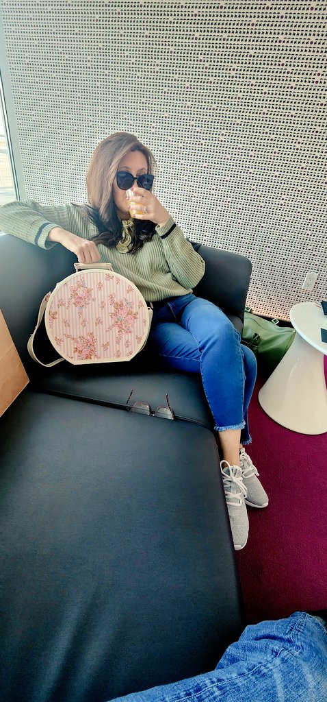 barrelassin's tweet photo. I did not hate the @VirginAtlantic Clubhouse lounge @JFKairport 
#travel #virginatlantic #travel #cosbyfabulous #nyc https://t.co/gjGD3Lk2nN