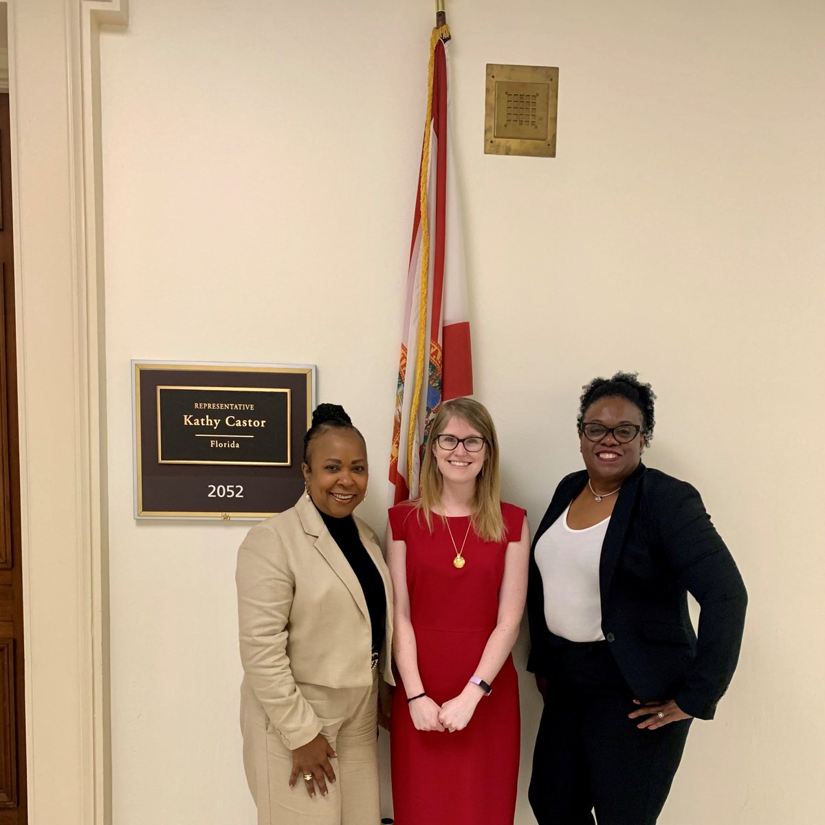 CEO_TFHC's tweet photo. Chief of Staff Ashaki Williams-Burgess and patient Sartura Shuman Smith connected with Congresswoman Castor's Legislative Director Nora Blalock, Tampa Mayor Jane Castor, and Senator Rubio's Legislative Aide Nicole Wright while in D.C.  #FLhealthcare #CommunityHealthCenters #TFHC https://t.co/O0icJghK7r